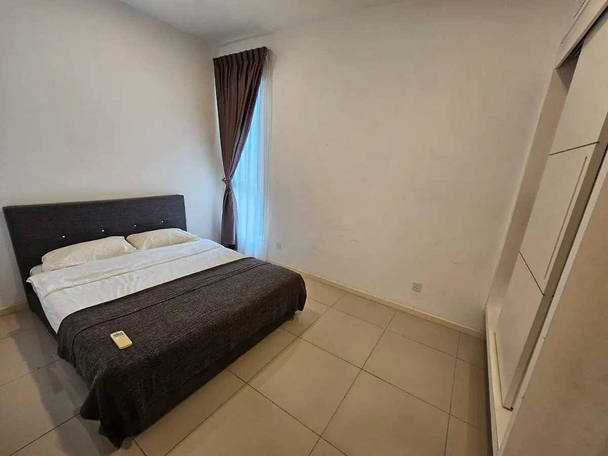 Modern Family Suites 3 Bedroom 말라카 0*,